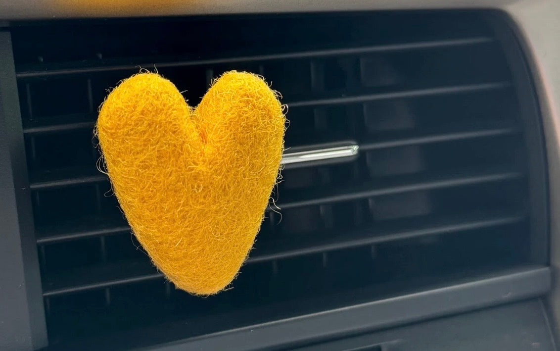 Heart Vent Clip
