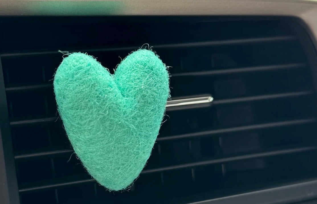 Heart Vent Clip