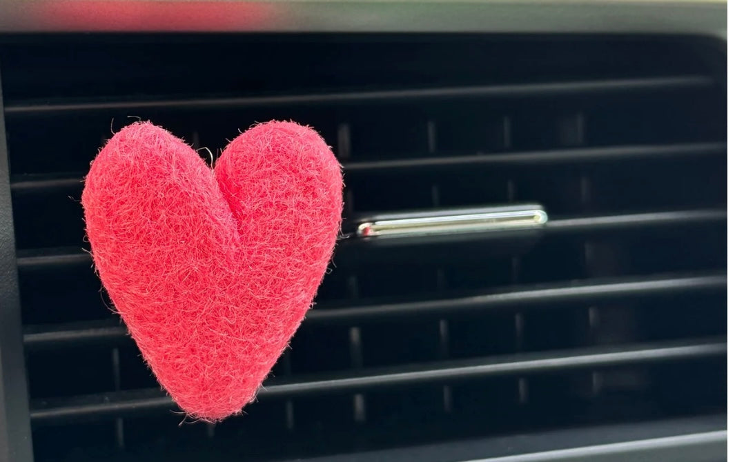 Heart Vent Clip