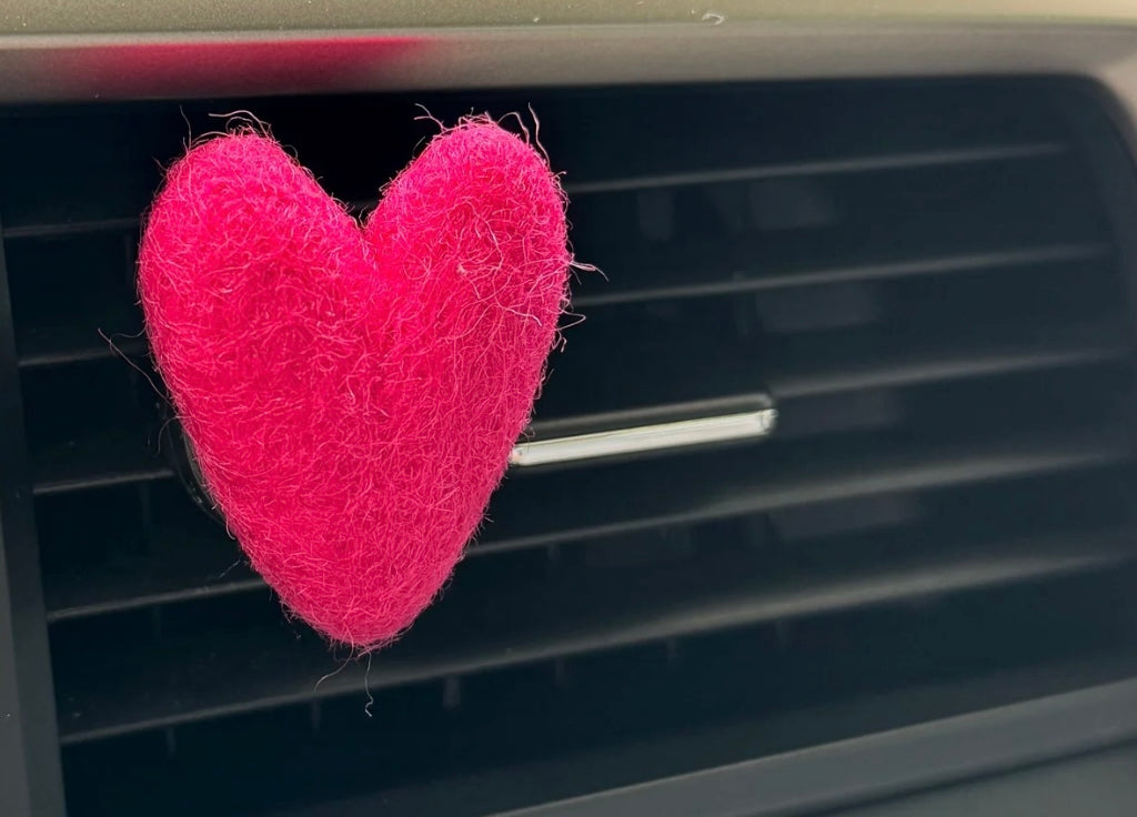 Heart Vent Clip