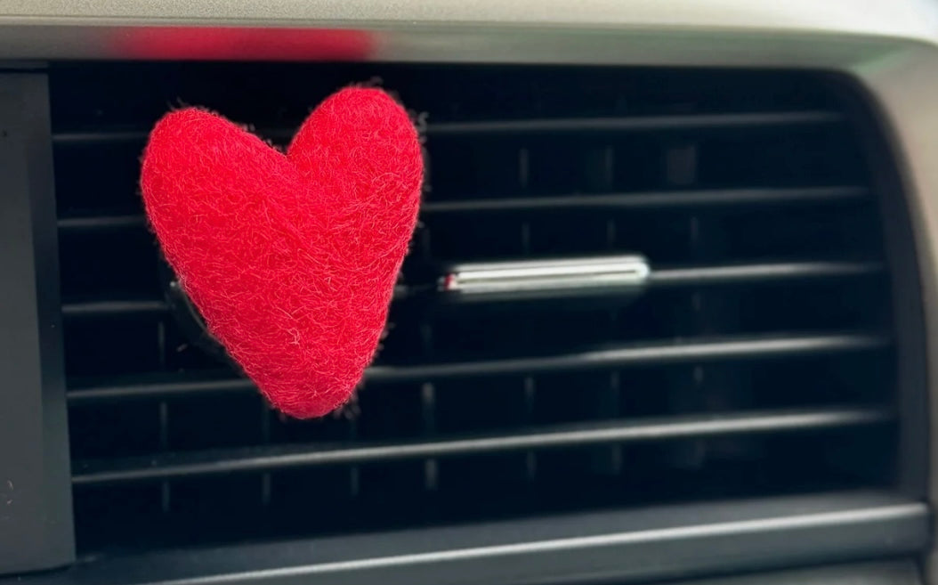 Heart Vent Clip